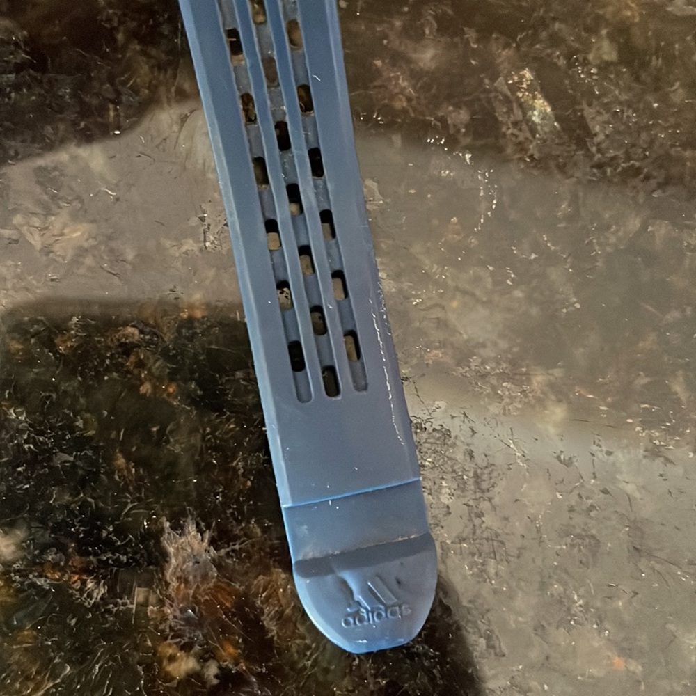 Youth adidas watch - Picture 5 of 6